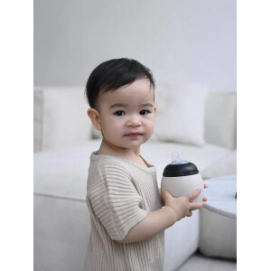 Babyflasche gegen Koliken Auslaufsichere Babytrinkflasche Lernflasche aus Silikon Trinkflasche für Babys Anti-Kolik Babyflasche Sensorische Trinkflasche Babyflasche BPA-frei Elhée Bubble Weiche Trinkflasche Baby Trinklernflasche für Kleinkinder Babytrinkflasche mit Saugaufsatz Sanft trinken lernen Schlafprobleme Baby Koliken Baby weint beim Trinken